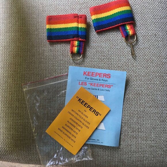 Vintage Keepers For Gloves & Keys Wristband Wristlet  Key Fob Chain Rainbowcore - Picture 1 of 1